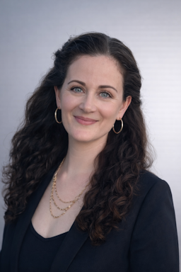 View Bio for Jennifer Franke